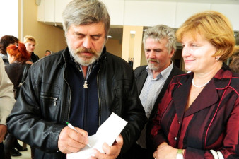 Сергей Алексеев на встрече с читателями в Тотьме Сергей Алексеев на встрече с читателями в Тотьме